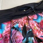 Lululemon Secret Garden Crops Sz 6 Photo 6