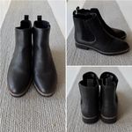 Lands' End Black Pebbled Genuine Leather Lug Sole Ankle Boots Booties Size 10 Photo 1