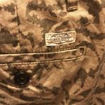 ✨LRL Lauren Jeans Co. olive floral shorts Size 8 Photo 3