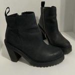 Dr. Martens Magdalena Women’s Leather Heeled Chelsea Boots Photo 0