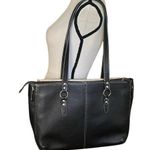 Buxion Genuine Black Pebbled Leather Laptop/Tablet Satchel Bag. Photo 2