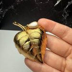 Avon Gold Tone Leaf Faux Pearl Locket Solid Perfume Holder Brooch Pin Photo 14