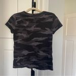Athleta  BLACK CAMO PRINT SHORT SLEEVE ORGANIC DAILY CREW TEE Photo 4