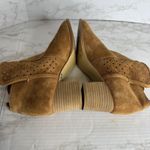Gianni Bini Shoes Womens Size 10M Tan Suede Peep Toe Heeled Booties Cutout Ankle Photo 5