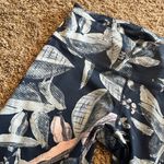 Apana 🌺  patterned athletic crops Photo 1