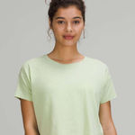 Lululemon Large Mint Green Cropped Short Sleeve Shirt Athleisure Women's size 10 Photo 0