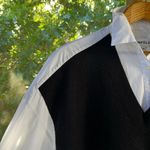 Enfold White And Black V Photo 4