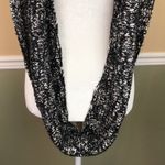 Loft  Women’s Fall Winter Multi-Colored Knit Infinity Scarf Photo 3