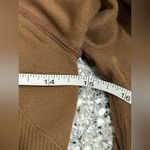 Women 2 Piece Seamless Long Sleeve Top & Biker Shorts Size Medium Brown Photo 3