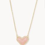 Kendra Scott Ari Heart Gold Pendant Necklace in Rose Quartz Photo 0