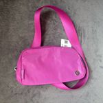 Lululemon   Everywhere Belt Bag - Pow Pink Tone Photo 1