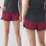 Lululemon Tracker Shorts Mountain Peaks Bon Bon Bordeaux Drama 4 Photo 8