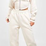 Boohoo Cream Sweatshirt Photo 0