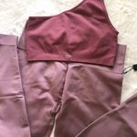 Set Active Leggings And One Shoulder Bra Photo 2