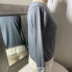 Source Unknown Elegant Gray Top with Lace Detail Photo 11