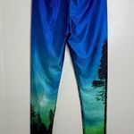 Lotus leggings NEW  Yoga Blue Sky Forest Trees Women’s Size Small Athletic Photo 3