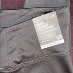 Gap NWT Gapfit Size XS Gray Leggings Photo 1