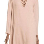 ASTR  THE LABEL Gorgeous Pale Pink L/S Shift Style  Dress NWT $68‎ Small Photo 0