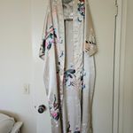 KIM + ONO Long Peacock Floral Kimono Photo 5