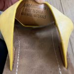 Corkys Women’s Sandcastle Slip On Sandal Sz 10 Yellow Photo 2