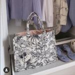 H&M NWT Bloggers Fav🔥 Jungle Print Tote Photo 9