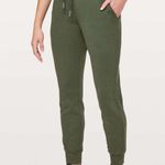 Lululemon Warm Down Jogger Size 10 Green Photo 0