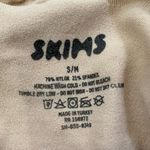 SKIMS  Seamless Sculpt Mid Thigh Bodysuit Women’s Size S/M‎ Photo 5