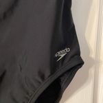 Speedo  Swimsuit size 8 BNWOT gray, black and blue color very pretty Photo 1