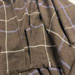 Uniqlo Brown Plaid Soft Cozy Fringe Poncho Wrap Scarf One Size EUC Photo 1