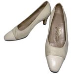Salvatore Ferragamo  Vintage Women’s Size 8 Romantica Gray Slip On Shoes Pumps Photo 1