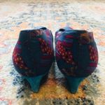 Stuart Weitzman FOR MR. SEYMOUR Vintage Blue Silk Tie Print Suede Heels 8 AAA Photo 4