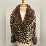 Le lis  Cheetah animal print Faux Fur cropped button jacket size Medium NWT Photo 14