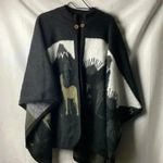 UNBRANDED WO ONE SIZE FITS MOST OVERSIZED CAPE BUTTON CLOSURE MOUNTAIN DESIGN Black Photo 1