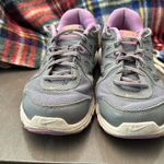 Nike  Revolution 2 Gray peach, purple‎ running shoes size 9 Photo 3