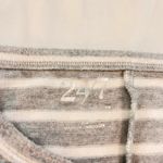 Maurice's Maurice’s sweater  Photo 1