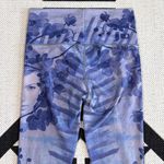 Niyama Sol x Jennifer Lopez I'm Real JLO Barefoot
Leggings Medium Blue Photo 11