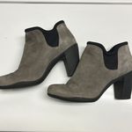 Clarks Clark’s Artisan Grey Black Femmes Heeled Slip-on Bootie with Goring- Size 8.5W Photo 6
