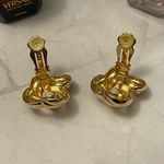 Vintage Gold Tone Double Loop Contemporary Clip Earring Photo 5