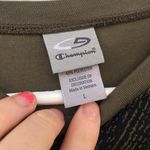 Champion NWOT  Top Photo 2