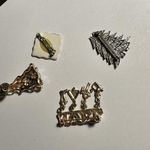 Lot Of 4 Christmas Holiday Brooch Pins Noel, Trees, Mountains, Jesus Nativity Photo 3