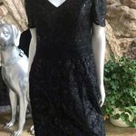 Jasmine NEW  B Embroidered Sequin V-Neck Short Sleeve Bridal Dress Size 10 Photo 0