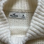Hollister  Sweater Photo 1