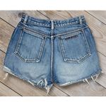 Gloria Vanderbilt  GV Womens Size 8 Shorts Denim Cut Off High Rise Distressed Photo 1