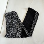 Lululemon Legging Size 4 Deep Breath Crop (21" ) Iced Wave White Black Photo 9