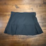 Nike  Women's Medium Black Tennis Golf Skirt Athletic Skort Pleated Activewear Photo 3