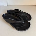 Birkenstock  Black Honolulu EVA sandals size 40 (women’s 9, men’s 7) Photo 1