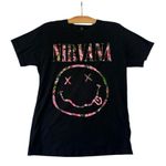 Nirvana Kurt Cobain Floral Smiley Face Graphic T-Shirt Black Pink sz Medium Photo 0