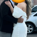 White off shoulder dress with poofy sleeves Size L Photo 0