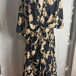 Maison Du Soir Cream and Tan Dolman Sleeve Wrap Robe Size undefined Photo 0