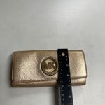 Michael Kors Pebble Wallet Gold 7.5X1.5X3.5 Clutch SEE DESCRIPTION Photo 4